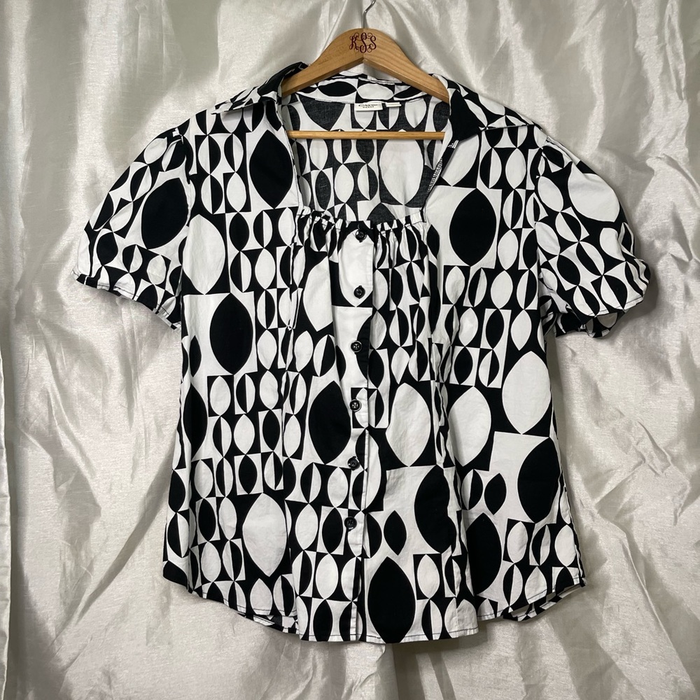 Plus Size y2k 60s Mod Inspired Retro B&W Polka Dot Geo Print Button Down Blouse